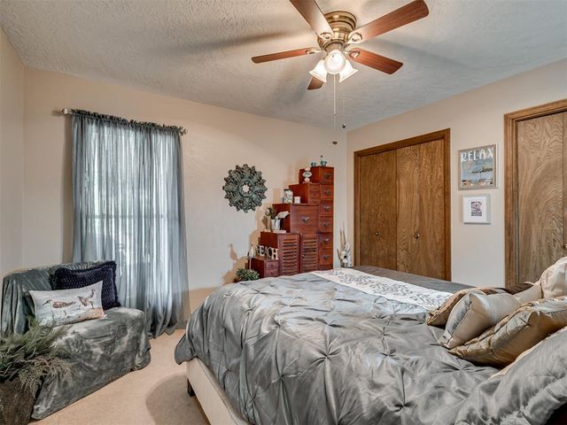 225 SE 27th Street, Moore, OK 73160