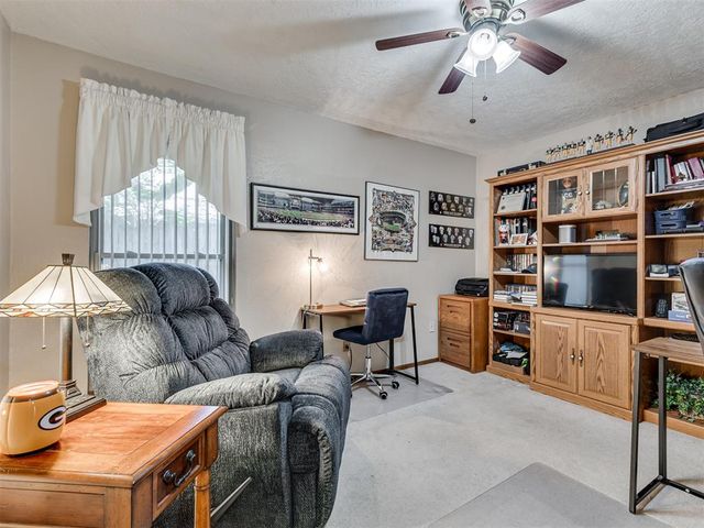 225 SE 27th Street, Moore, OK 73160