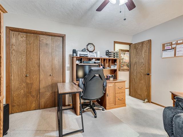 225 SE 27th Street, Moore, OK 73160