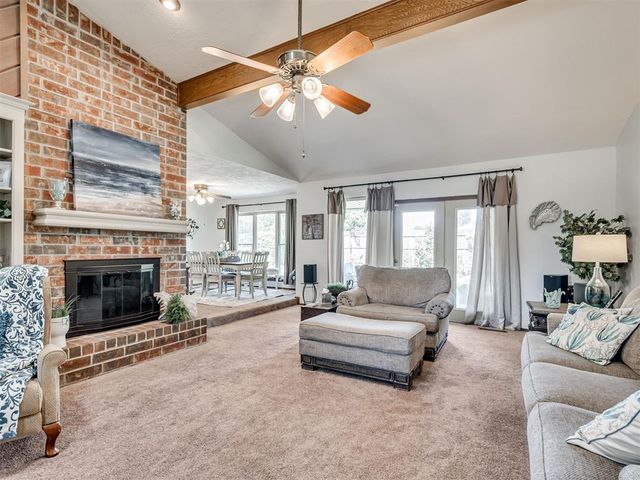 225 SE 27th Street, Moore, OK 73160