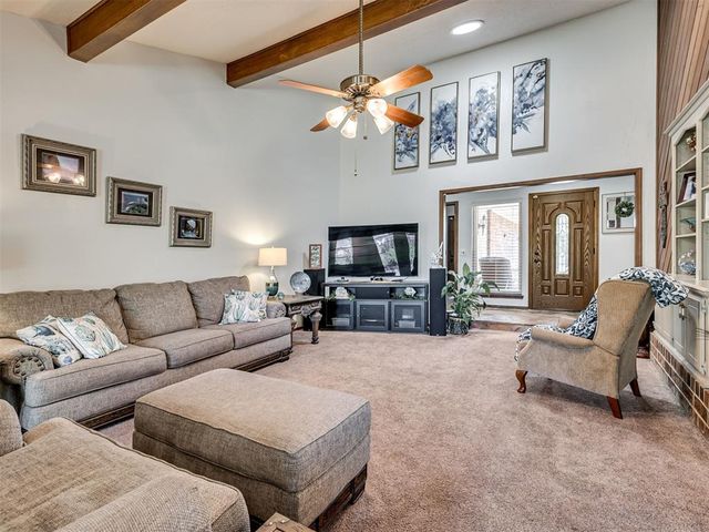 225 SE 27th Street, Moore, OK 73160