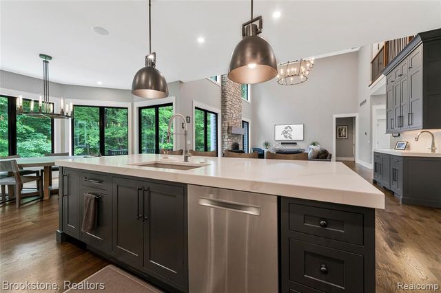 8130 Rosebud Lane, Clarkston, MI 48348