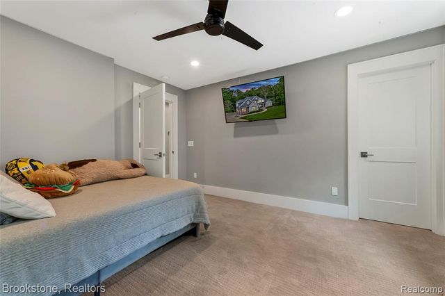 8130 Rosebud Lane, Clarkston, MI 48348