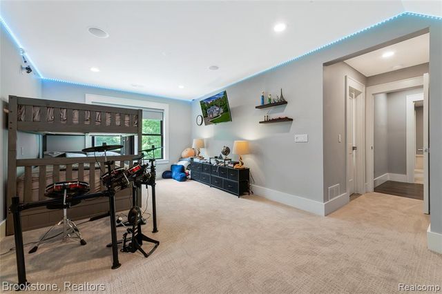 8130 Rosebud Lane, Clarkston, MI 48348