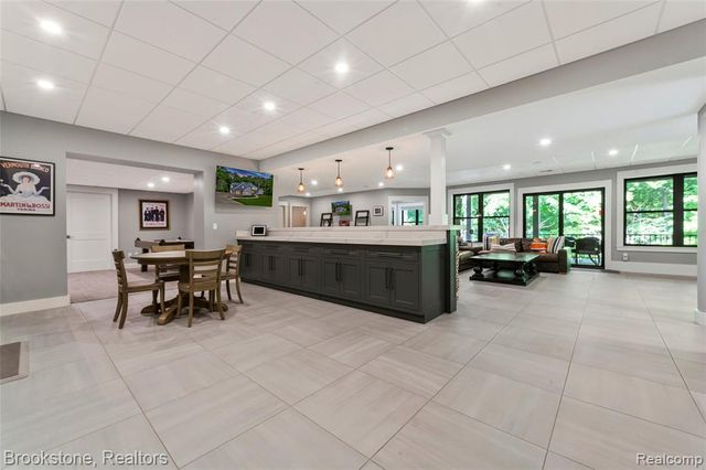 8130 Rosebud Lane, Clarkston, MI 48348