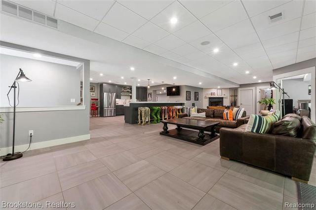 8130 Rosebud Lane, Clarkston, MI 48348