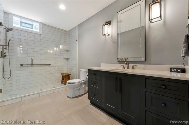 8130 Rosebud Lane, Clarkston, MI 48348