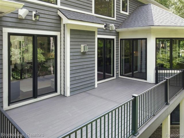 8130 Rosebud Lane, Clarkston, MI 48348