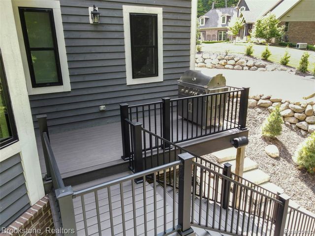 8130 Rosebud Lane, Clarkston, MI 48348
