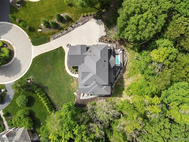 8130 Rosebud Lane, Clarkston, MI 48348