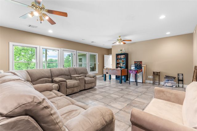 104 Private Road 4757, Rhome, TX 76078