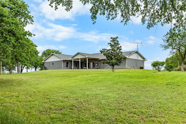 104 Private Road 4757, Rhome, TX 76078