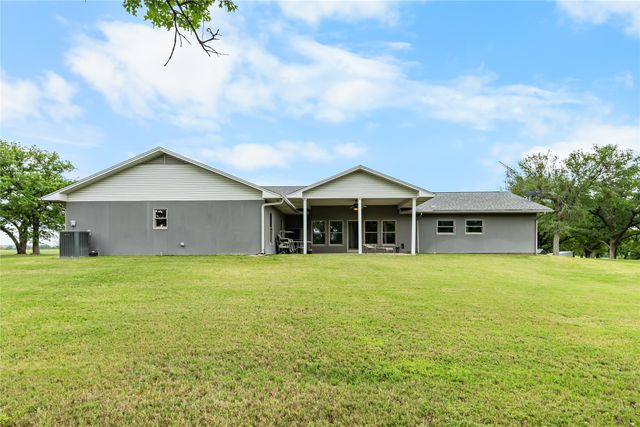 104 Private Road 4757, Rhome, TX 76078