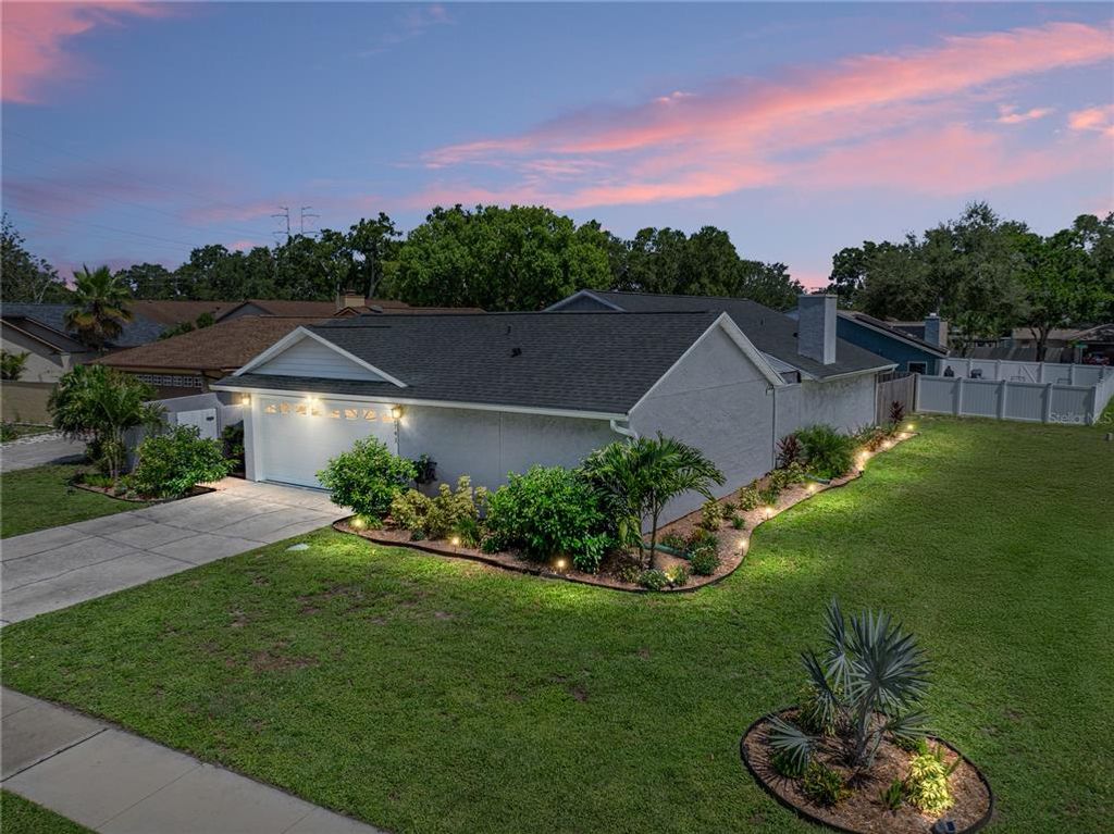 2741 NICOLE CIRCLE, Palm Harbor, FL 34684