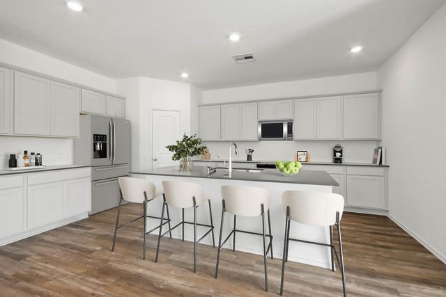 111 Wildflower Lane, Dayton, TX 77535