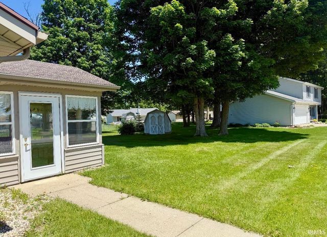 627 Bosuns Drive, Fort Wayne, IN 46819