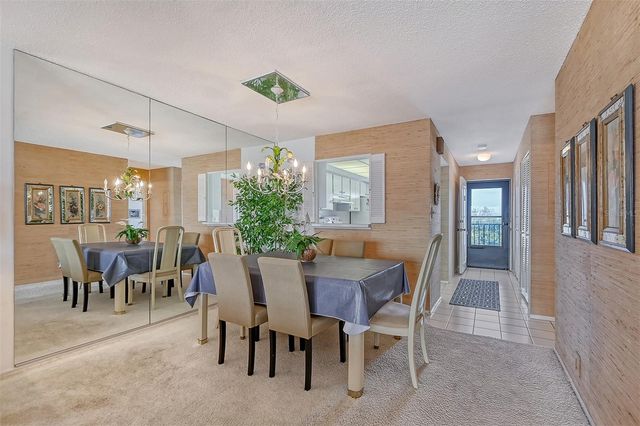 8911 MIDNIGHT PASS ROAD 410, Sarasota, FL 34242