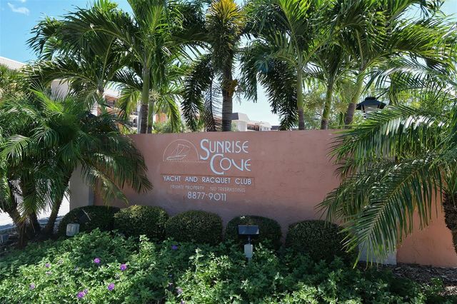 8911 MIDNIGHT PASS ROAD 410, Sarasota, FL 34242