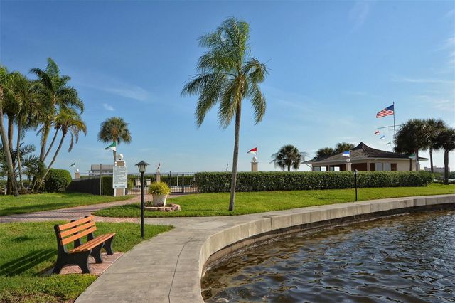 8911 MIDNIGHT PASS ROAD 410, Sarasota, FL 34242