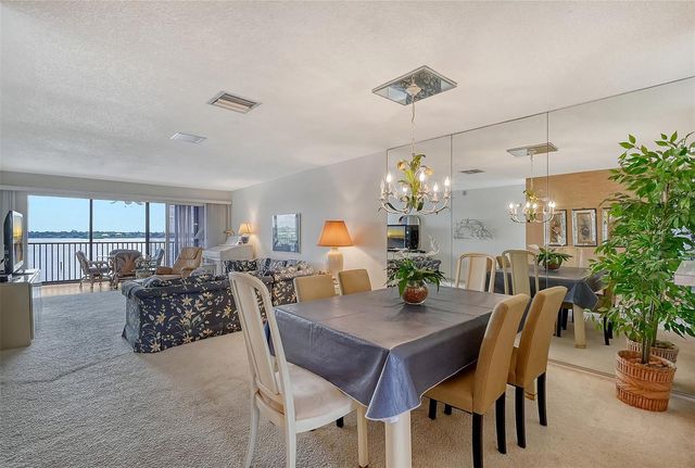 8911 MIDNIGHT PASS ROAD 410, Sarasota, FL 34242