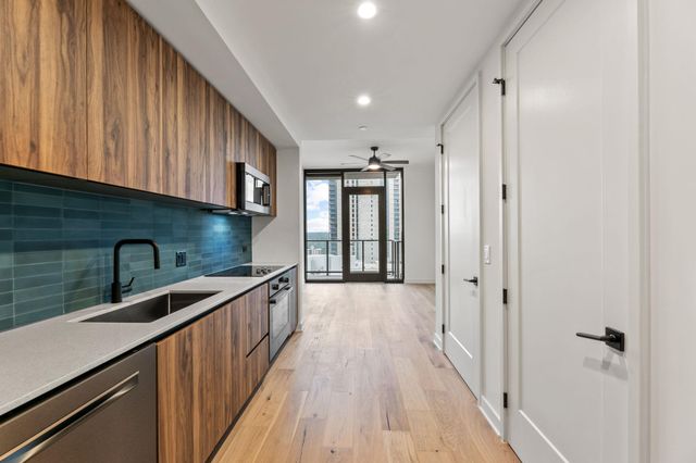 84 East Ave 2108, Austin, TX 78701