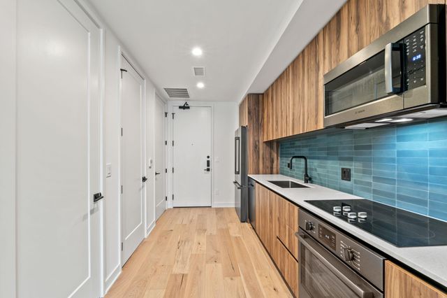 84 East Ave 2108, Austin, TX 78701