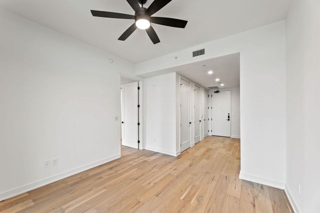 84 East Ave 2108, Austin, TX 78701