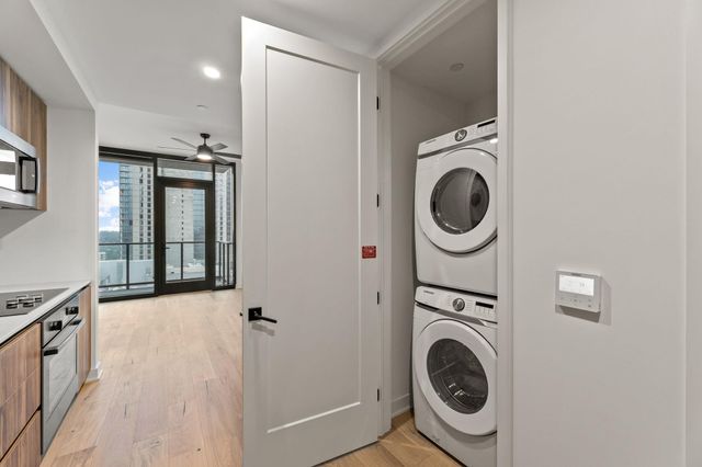 84 East Ave 2108, Austin, TX 78701