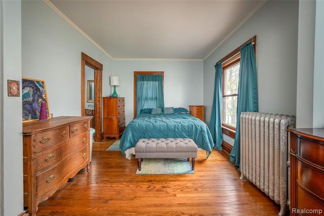 1749 Saint Clair River Drive, Algonac, MI 48001