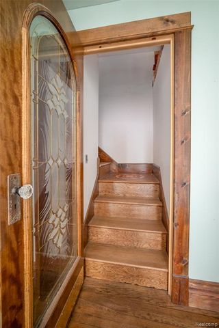 1749 Saint Clair River Drive, Algonac, MI 48001