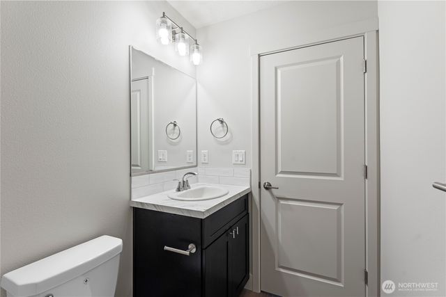 202 N Sandy Loop, Moses Lake, WA 98837