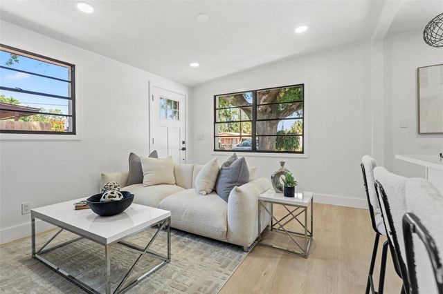 4008 W OLIVE STREET, Tampa, FL 33616