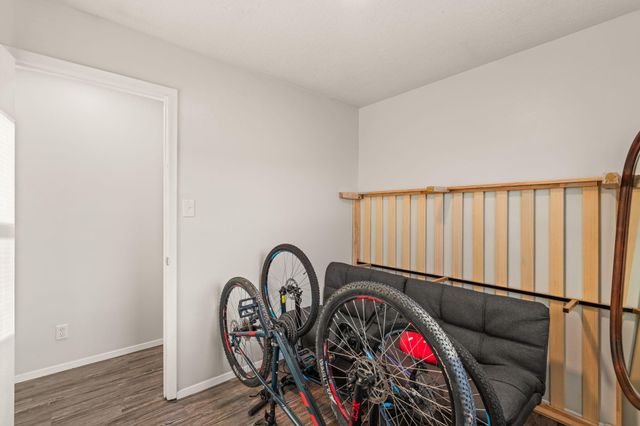 500 John John Drive, Los Lunas, NM 87031