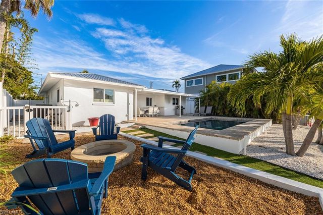 3571 Emerald AVE, St. James City, FL 33956