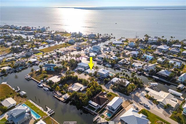 3571 Emerald AVE, St. James City, FL 33956