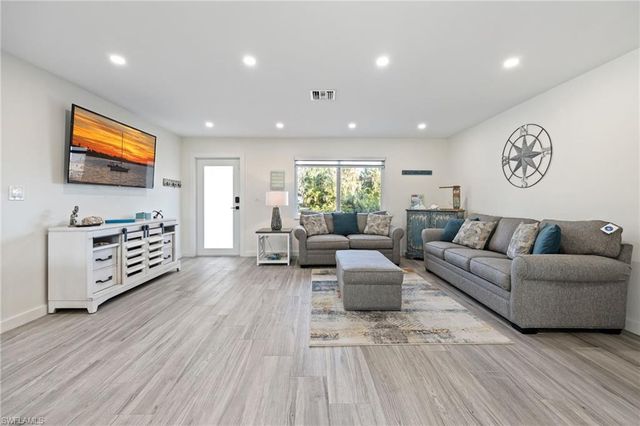 3571 Emerald AVE, St. James City, FL 33956