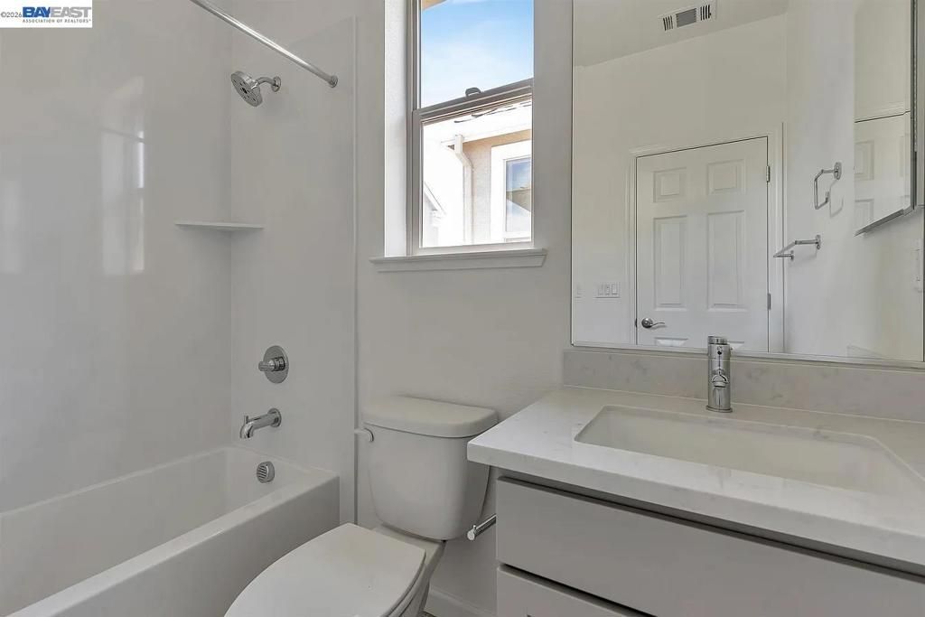 Image 28 of property listing at 2817 Poipu Common, Livermore, CA 94550