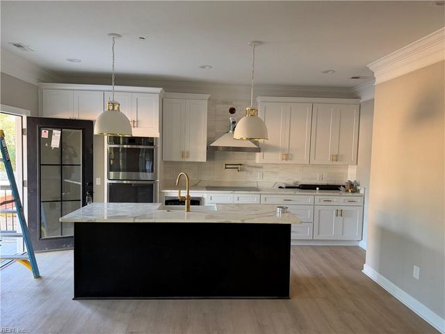 3130 Sterling Point DR, Portsmouth, VA 23703