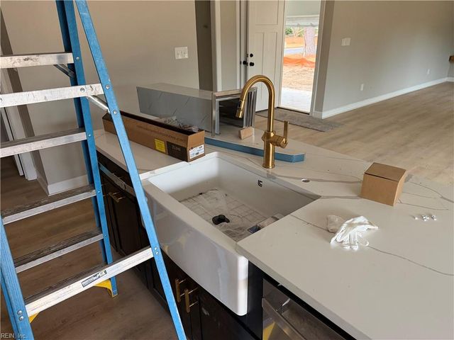 3130 Sterling Point DR, Portsmouth, VA 23703