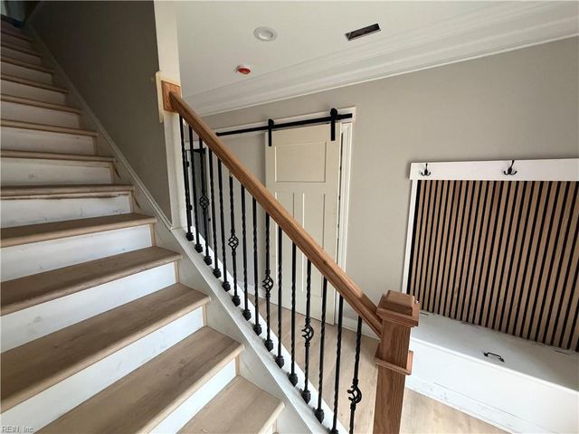 3130 Sterling Point DR, Portsmouth, VA 23703