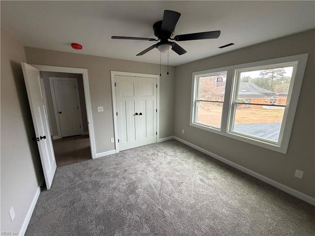 3130 Sterling Point DR, Portsmouth, VA 23703