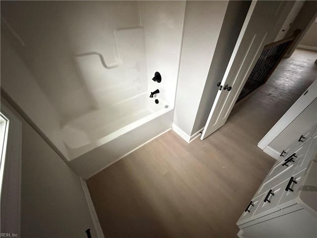 3130 Sterling Point DR, Portsmouth, VA 23703