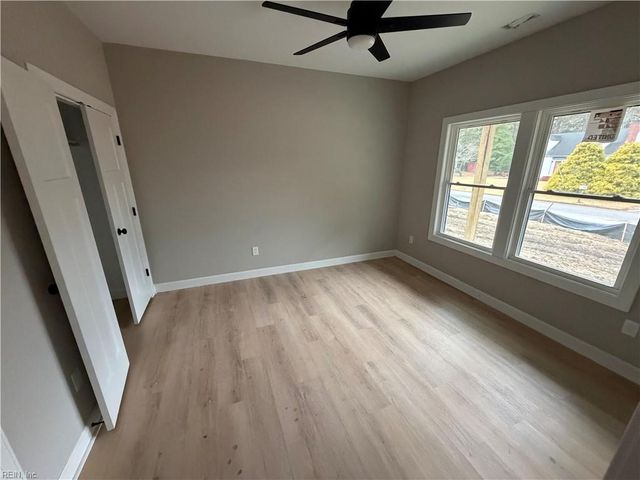 3130 Sterling Point DR, Portsmouth, VA 23703