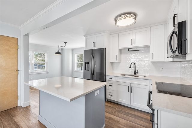 101 Grand View Street 1, Providence, RI 02906