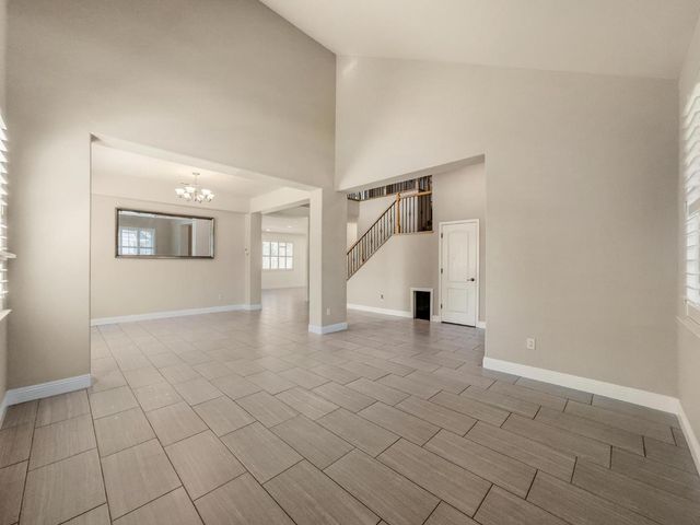 5565 Havencrest Cir, Stockton, CA 95219