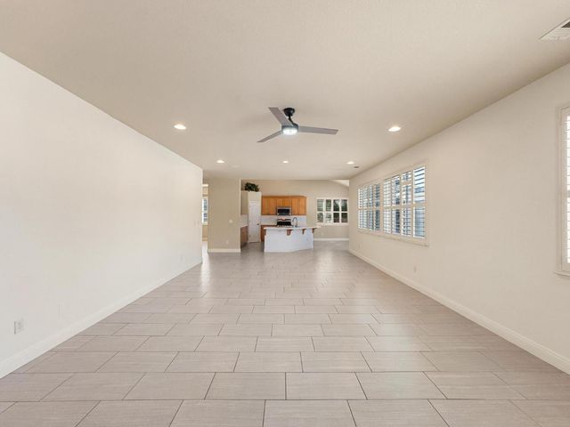 5565 Havencrest Cir, Stockton, CA 95219