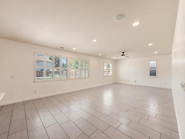 5565 Havencrest Cir, Stockton, CA 95219