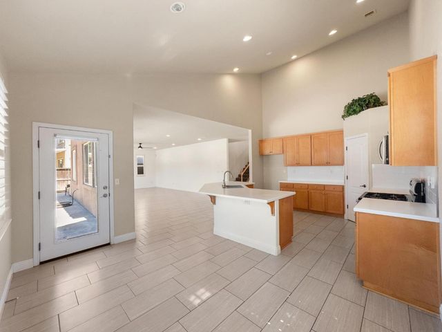 5565 Havencrest Cir, Stockton, CA 95219