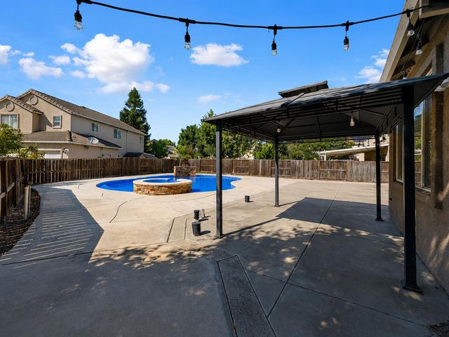 5565 Havencrest Cir, Stockton, CA 95219