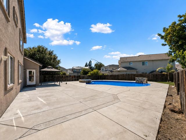 5565 Havencrest Cir, Stockton, CA 95219